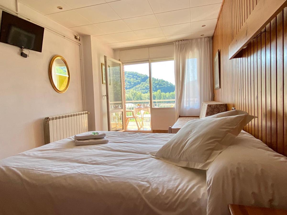 Hotel Solana Del Ter Ripoll Eksteriør bilde