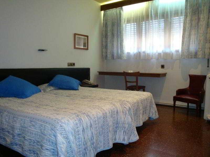 Hotel Solana Del Ter Ripoll Eksteriør bilde